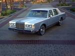 Lincoln Town Car 1985 года